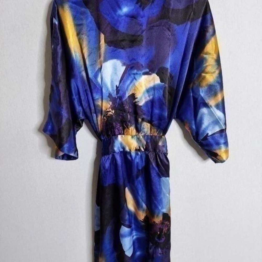 Morgan Taylor Intimates‎ robe - Picture 5 of 12